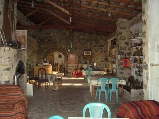 Trajan Guest House Al-Mughayer エクステリア 写真
